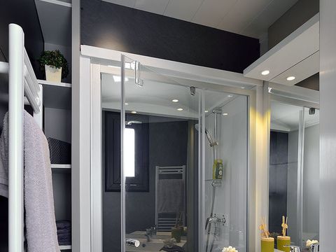 CHALET 6 personnes - Chalet 4 Pièces 6 Personnes Climatisé + TV  CHALET 6 personnes - Chalet 4 Pièces 6 Personnes Climatisé + TV