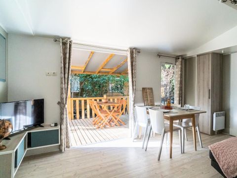 MOBILHOME 4 personnes - 3 Pièces 4 Personnes Climatisé + TV