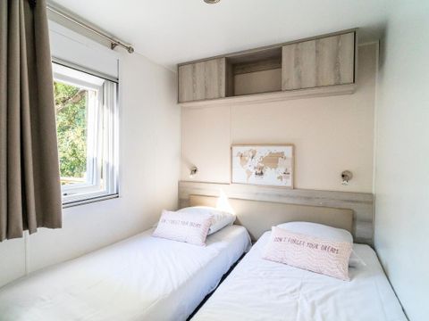 MOBILHOME 4 personnes - 3 Pièces 4 Personnes Climatisé + TV