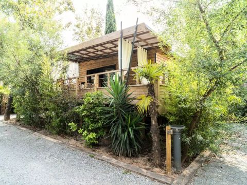 HÉBERGEMENT INSOLITE 5 personnes - Lodge Kabane sur Pilotis 3 Pièces 5 Personnes Climatisé + TV