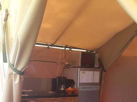 Tente en toile et en bois 5 personnes - VICTORIA LODGE - sans sanitaires 20 m²