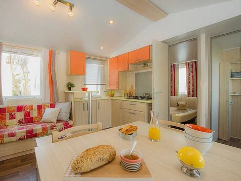 MOBILHOME 8 personnes - Mobil-home | Classic | 3 Ch. | 6/8 Pers. | Terrasse surélevée non couverte | Clim.
