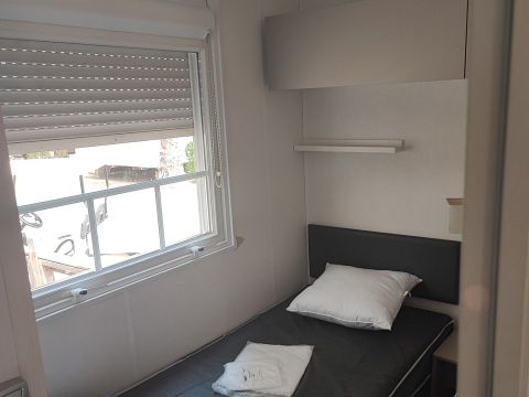 MOBILHOME 6 personnes - 3 chambres  MOBILHOME 6 personnes - 3 chambres