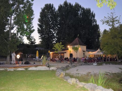 Camping les Etangs du Plessac  - Camping Dordogne - Image N°13