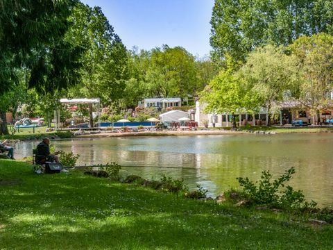Camping les Etangs de Plessac  - Camping Dordogne