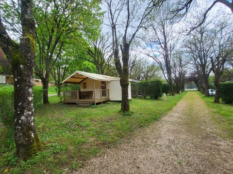 LODGE 5 personnes - Lodge Confort 2 chambres 4/5 pers Non Sanitarisé (4 adultes max + 1 enfant)