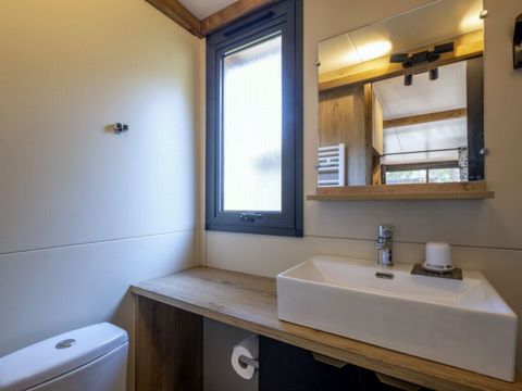 Mobilhome 5 personnes - Tiny Lodge - 2 chambres - 4 adultes - Max - 1 enfant