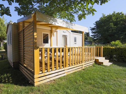 Mobilhome 6 personnes - AUBRAC pour 4/6 personnes (2 chambres)