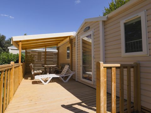 Mobilhome 6 personnes - AUBRAC pour 4/6 personnes (2 chambres)