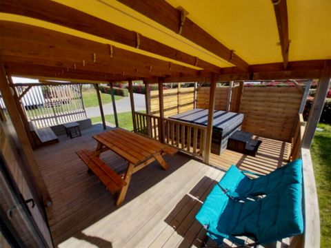 MOBILHOME 6 personnes - Gamme PREMIUM SPA – 3 ch – 2 SDB – 6 pers - Climatisation