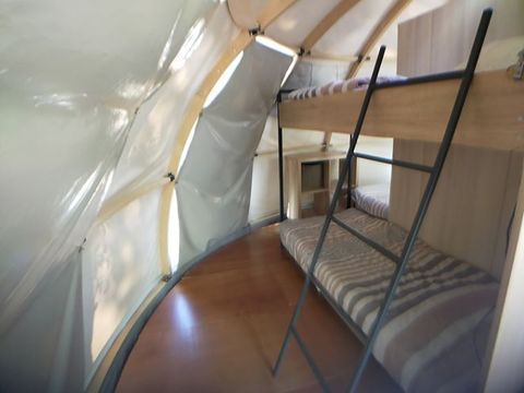 HÉBERGEMENT INSOLITE 4 personnes - DOME PANORAMIQUE - Sans sanitaires