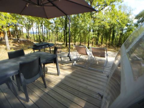 HÉBERGEMENT INSOLITE 4 personnes - DOME PANORAMIQUE - Sans sanitaires