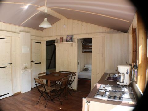 HÉBERGEMENT INSOLITE 5 personnes - CABANE LODGE BALI