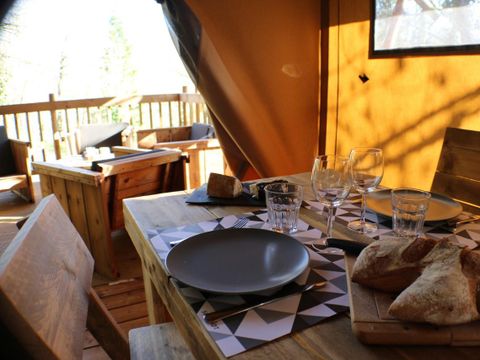 TENTE 4 personnes - LODGE SAFARI avec SPA