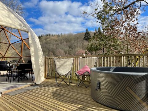 Hébergement 4 personnes - DÖME LODGE SPA sans salle de bain