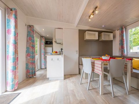 MOBILHOME 6 personnes - Premium | 3 Ch. | 6 Pers. | Terrasse surélevée