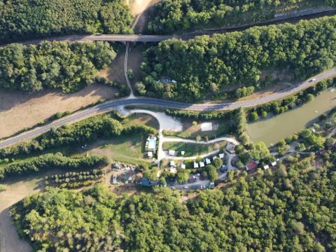 Camping Le Roc de Lavandre - Camping Dordogne