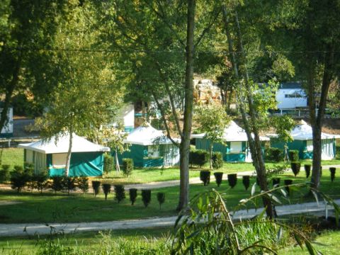 Camping Le Roc de Lavandre - Camping Dordogne - Image N°3