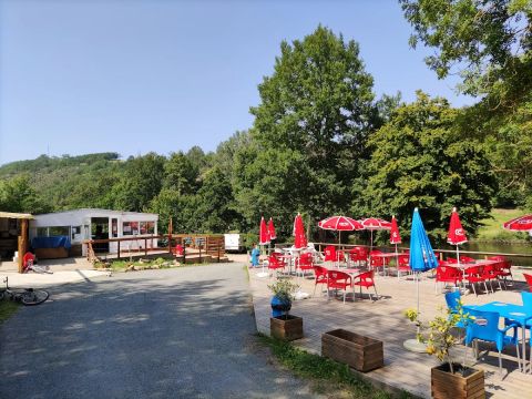 Camping du Pont de Saint Gal - Camping Puy-de-Dôme - Image N°3
