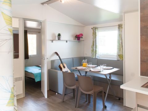 MOBILHOME 4 personnes - ECO Mobil home 2ch. CORDOVA (2015) 27m² + Terrasse semi-couverte 4/6 pers