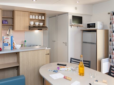 MOBILHOME 8 personnes - CONFORT Mobil home 3ch. EMBRUNS (2017) 30m² + Terrasse semi couverte 6/8 pers