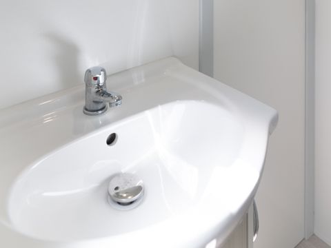 MOBILHOME 3 personnes - CONFORT Mobil home 1ch. VANILLA (2016) 22m² + Terrasse semi-couverte 2/3 pers