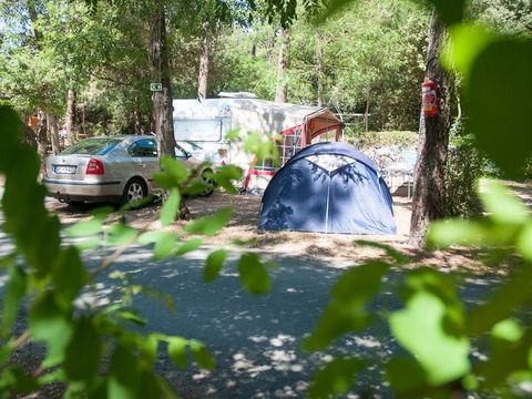 Emplacement - Forfait Confort : Emplacement + Véhicule + électricité