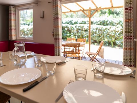 MOBILHOME 8 personnes - CONFORT Mobil home 3ch. ECUMES (2016) 31m² + Terrasse semi couverte 6/8 pers