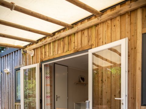 MOBILHOME 8 personnes - CONFORT Mobil home 3ch. ECUMES (2016) 31m² + Terrasse semi couverte 6/8 pers