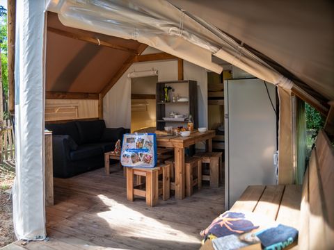 Tente en toile et en bois 5 personnes - Tente 2ch. GENET (2023) 21m² + terrasse semi-couverte 4/5 pers