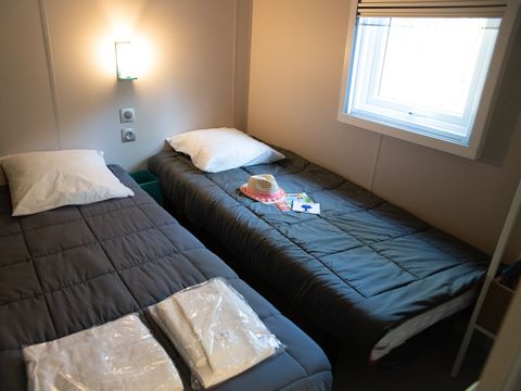 Mobilhome 6 personnes - PREMIUM Mobil home 3ch. OCEAN (2023) 40m² + Terrasse semi-couverte [durée spéciale dd]
