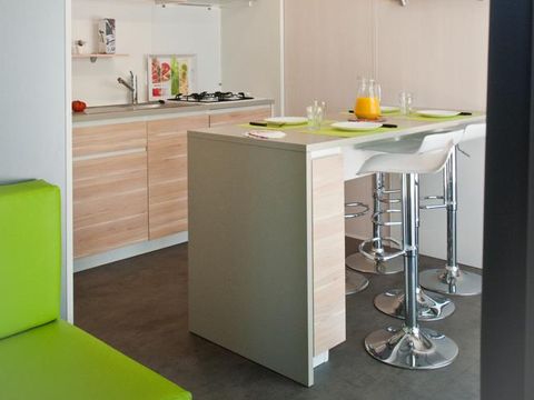 MOBILHOME 6 personnes - CONFORT Mobil home 2ch. CALYPSO (2016) 28m² + terrasse semi-couverte [durée spéciale ms] 4/6 pers