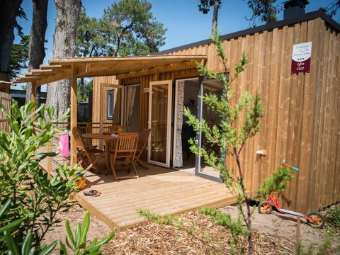 Mobilhome 6 personnes - CONFORT Mobil home 2ch. CATLEYA (2017) 27m² + Terrasse semi-couverte, séjour [dimanche/dimanche 4/6 pers