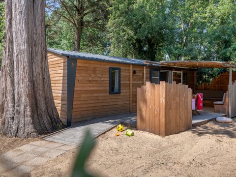 Mobilhome 4 personnes - CONFORT Mobil home PMR 2ch. CATLEYA 35m² + Terrasse semi couverte