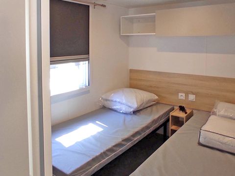 MOBILHOME 6 personnes - 034 - 3 chambres - 2 SDB