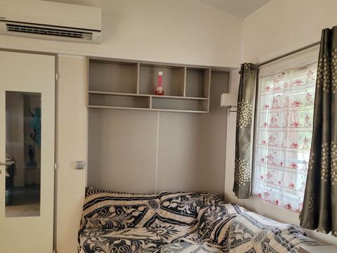 MOBILHOME 6 personnes - 051 - 3 chambres