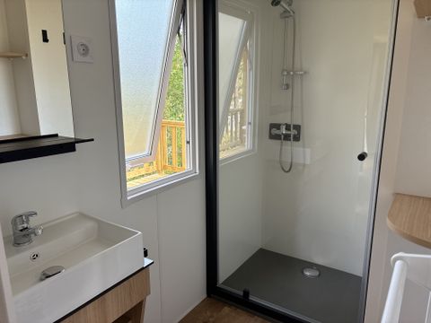 Mobilhome 5 personnes - 152 - 2 chambres - 1 salle de bain