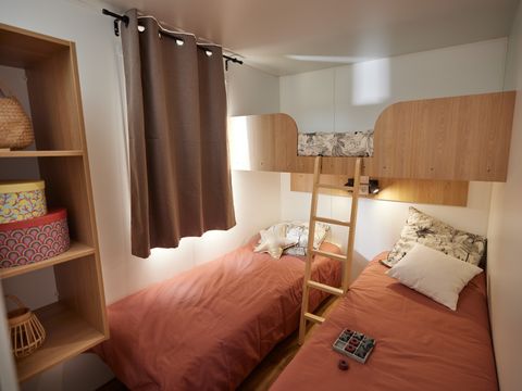 MOBILHOME 5 personnes - Mobil home 152 - 2 chambres - 1SDB