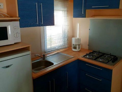 MOBILHOME 7 personnes - CONFORT - 32m² - 3 chambres + terrasse