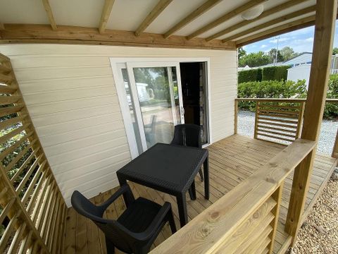 CHALET 2 personnes - Chalet Studio avec lit queen size et terrasse couverte