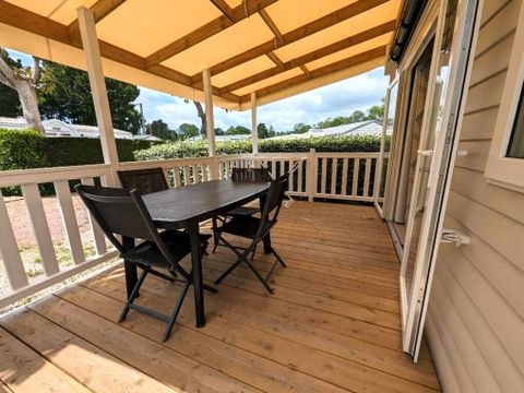 MOBILHOME 4 personnes - Riviera 2 chambres avec terrasse couverte