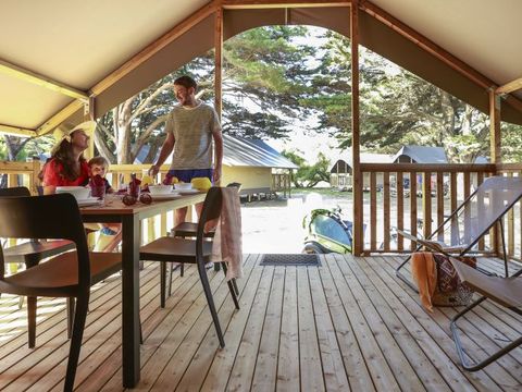 Tente en toile et en bois 4 personnes - Tente Lodge Confort (2 chambres - Sans sanitaires) 4 pers. 