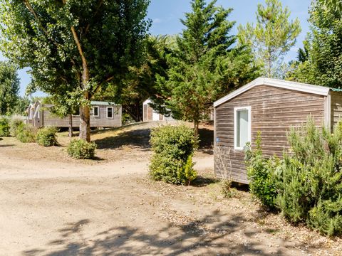 MOBILHOME 4 personnes - Confort 25m² (2 chambres) + terrasse semi-couverte + TV