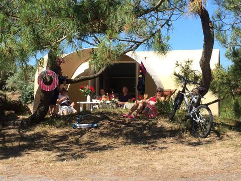 HÉBERGEMENT INSOLITE 4 personnes - Coco sweet- Kon Tiki - 2 chambres - 16m² 4 pers