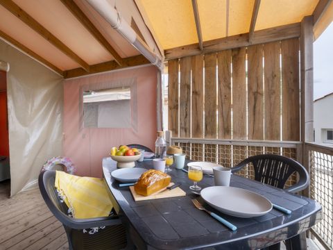 TENTE TOILE ET BOIS 5 personnes - Sahari Lodge 2chambres - sans sanitaires - 19m² 2/5 pers