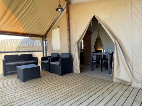 TENTE TOILE ET BOIS 4 personnes - Jungle Lodge 2chambres - avec SDB - 26m² 2/4 pers.