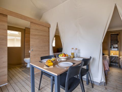 TENTE TOILE ET BOIS 4 personnes - Jungle Lodge 2chambres - avec SDB - 26m² 2/4 pers.