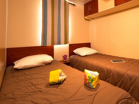 MOBILHOME 5 personnes - Confort 2chambres 28m² 4/5 pers.
