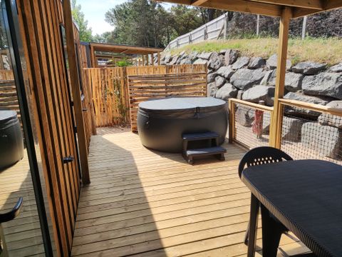 MOBILHOME 4 personnes - Prémium SPA CLIM LV 2 chambres 30m²