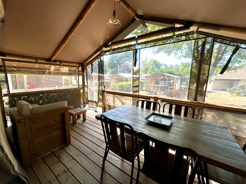 TENTE TOILE ET BOIS 5 personnes - Kabane Lodge 34 m²